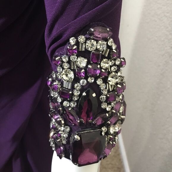 Eliza J Beaded Sleeve Ruched Jersey Gown (G5) - Picture 6 of 8